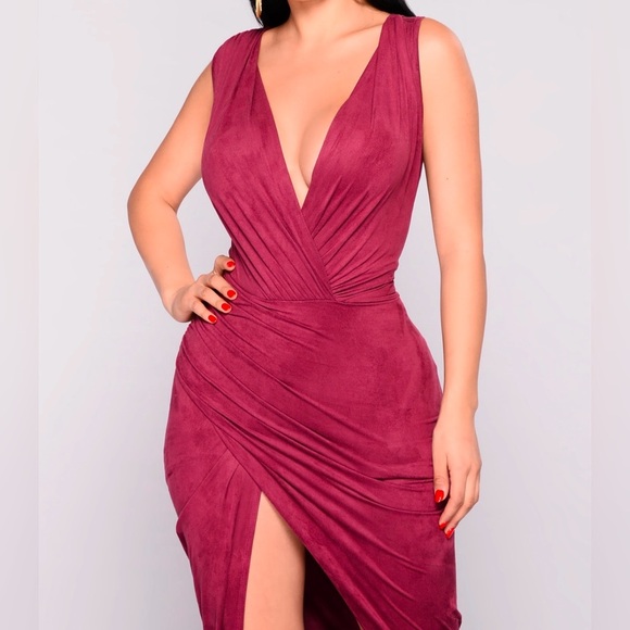 Nature Made Dress - Burgundy - Picture 2 of 4